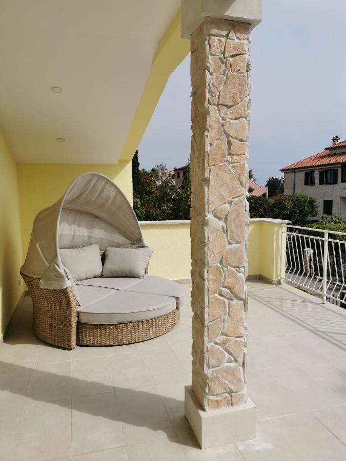 Five Bedroom House Near Sandy Beach Villa Major Medulin Exterior foto